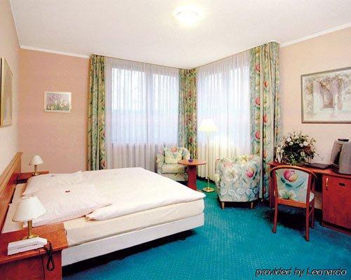 Hotel Monopol Gelsenkirchen Oda fotoğraf